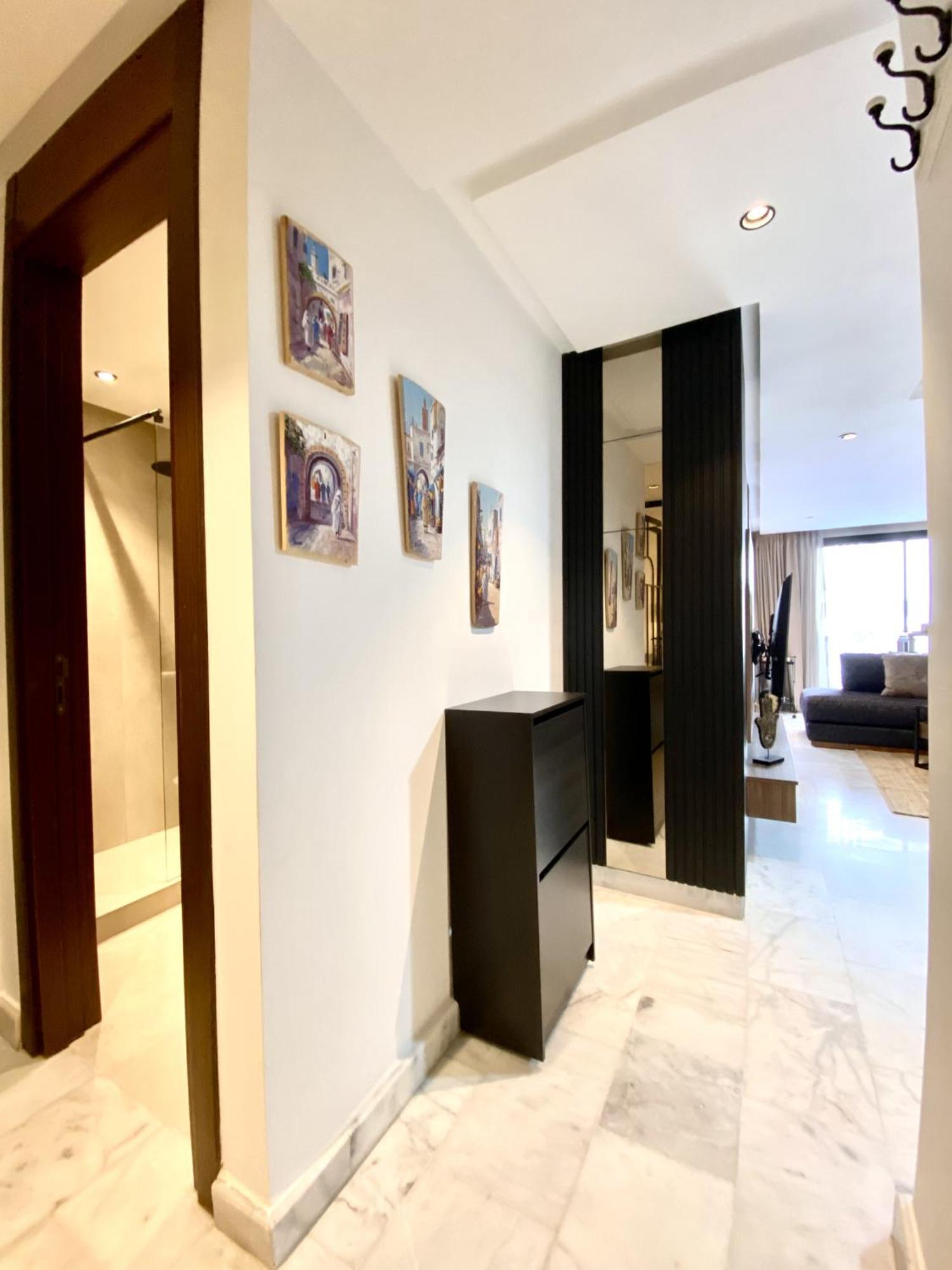 Luxury In Apartment *