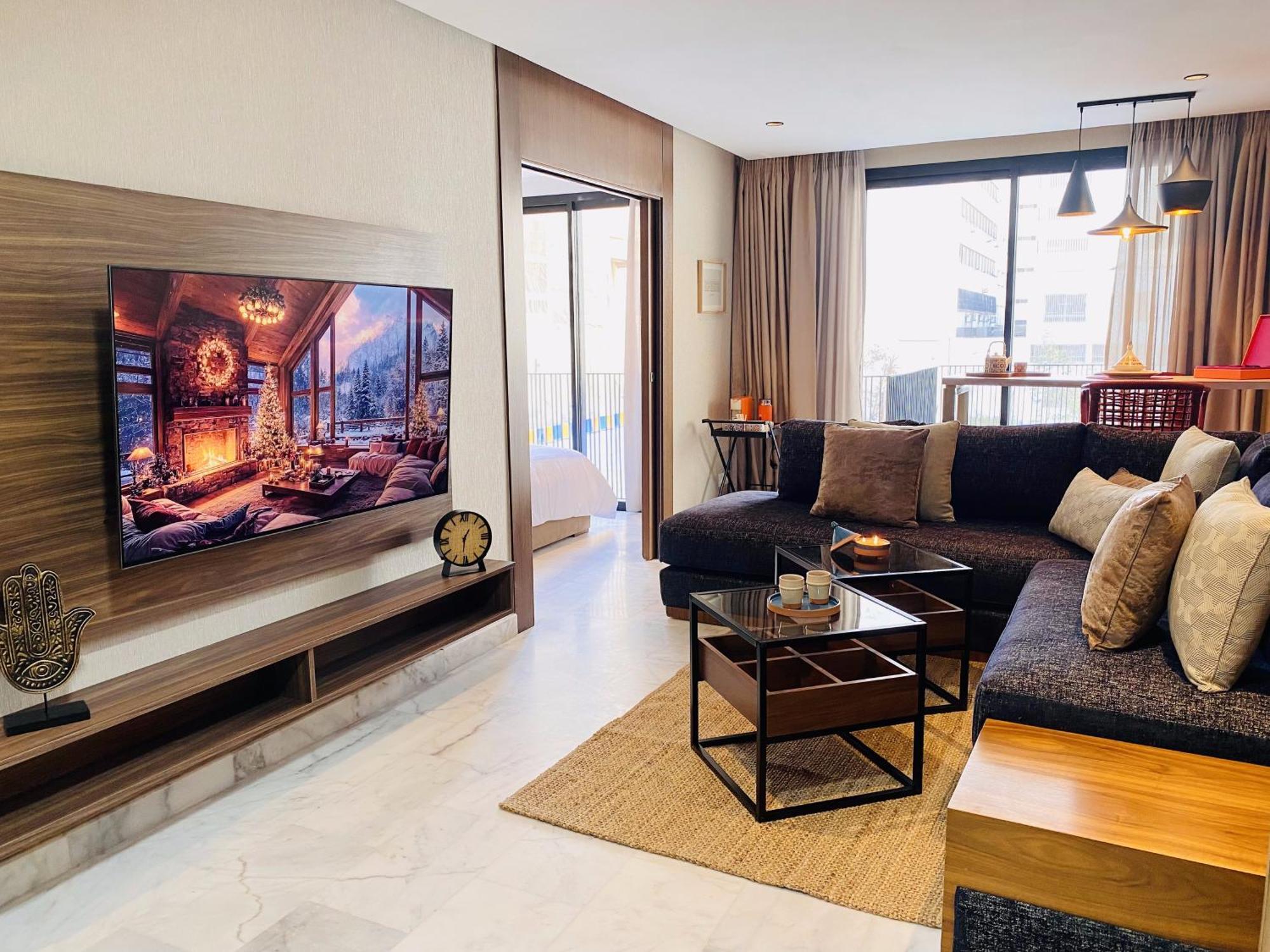 Luxury In Apartment *